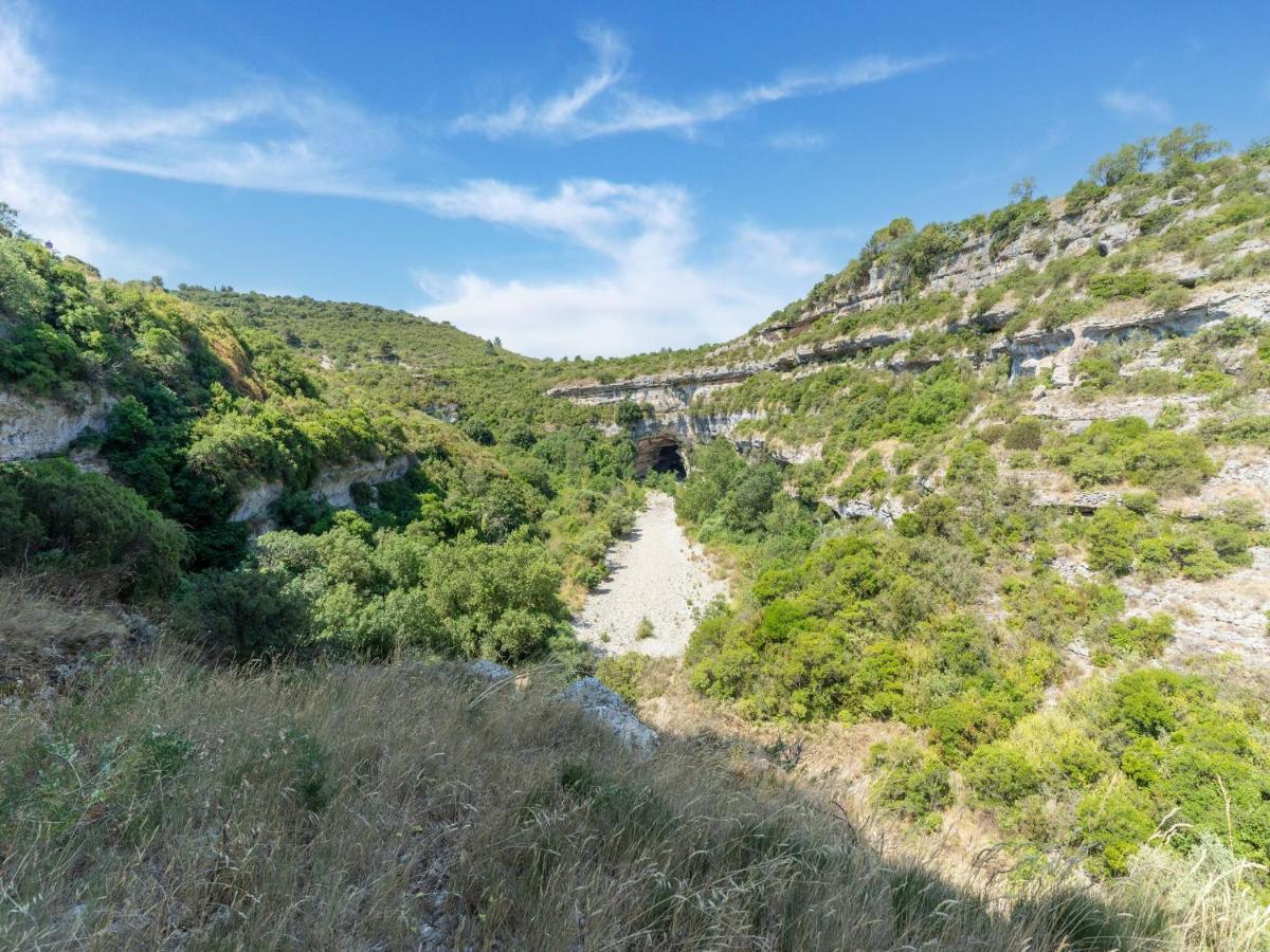 Cosy Holiday Home In Minerve With Garden 外观 照片
